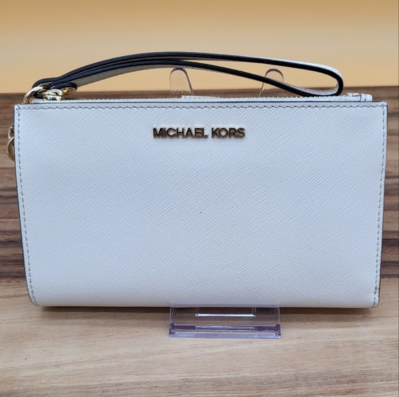 Michael Kors Handbags - Michael Kors Double Zip Wristlet with Detachable Strap & Gold Tone Hardware